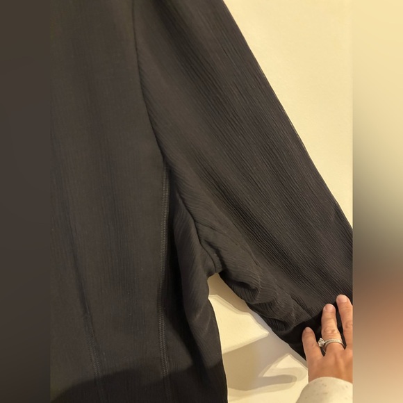 Eileen Fisher Crepe 100% Silk Black Cropped Blazer Size X Large - Picture 4 of 9